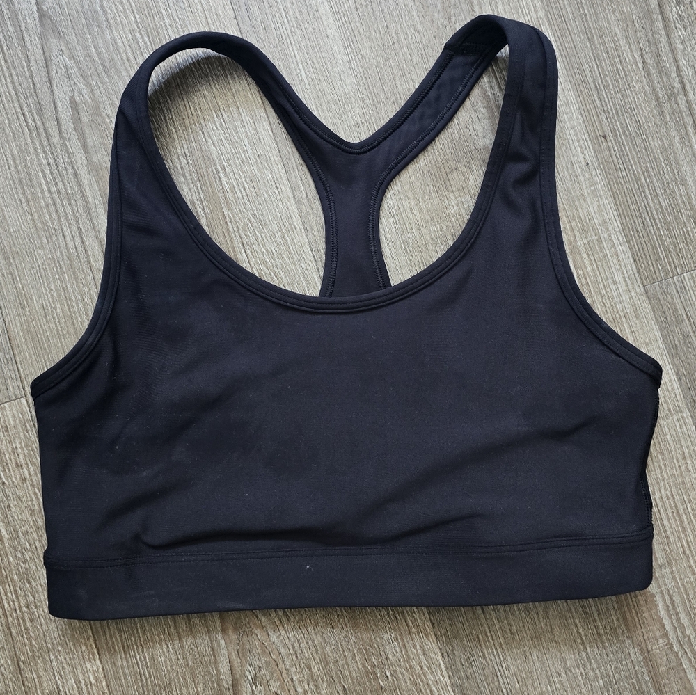 Old Navy Black Sports Bra size medium loke new